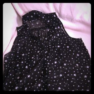 Black/white star top